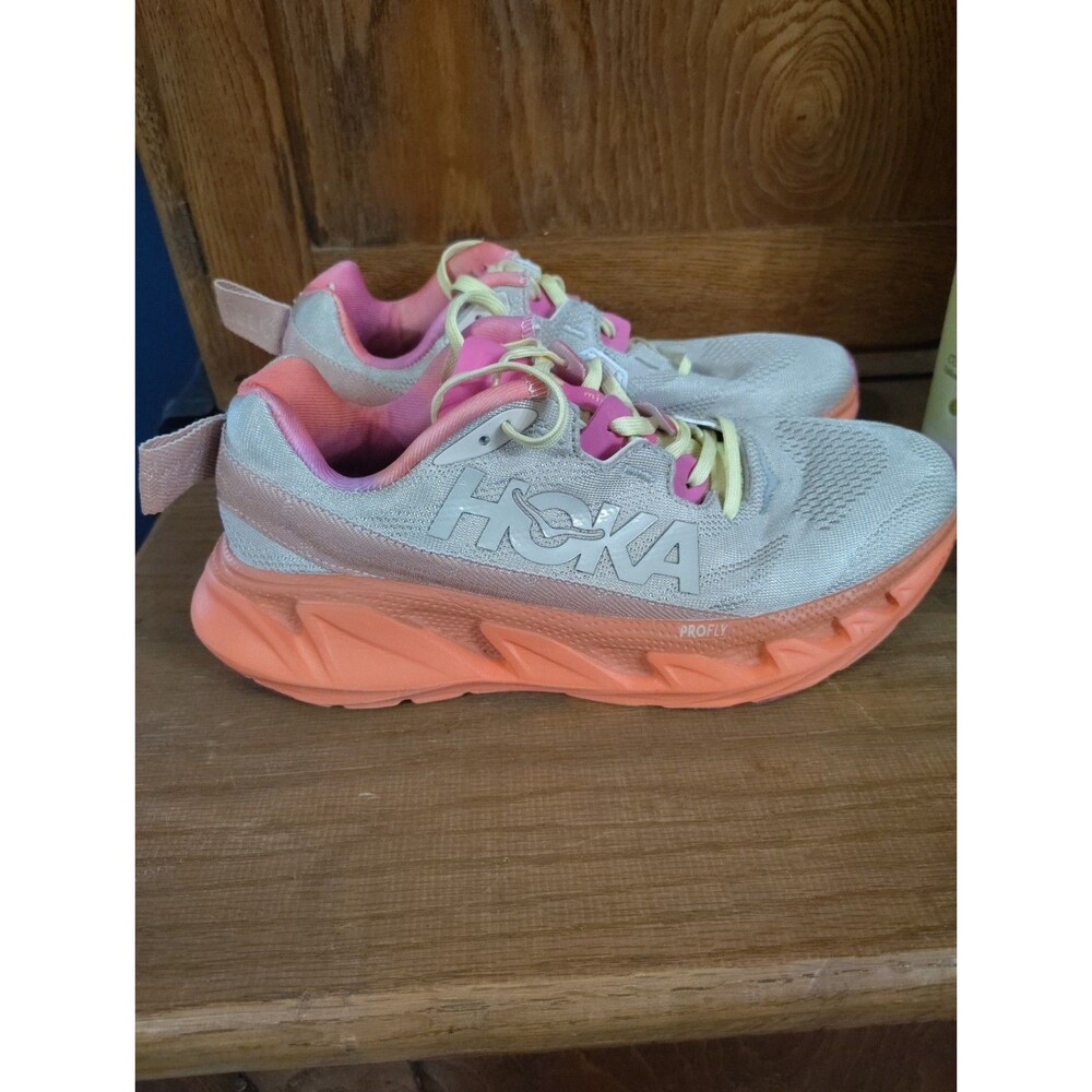 Hoka One One U Elevon 2 Mental Health Sand Camellia Shoes Women's Size 9